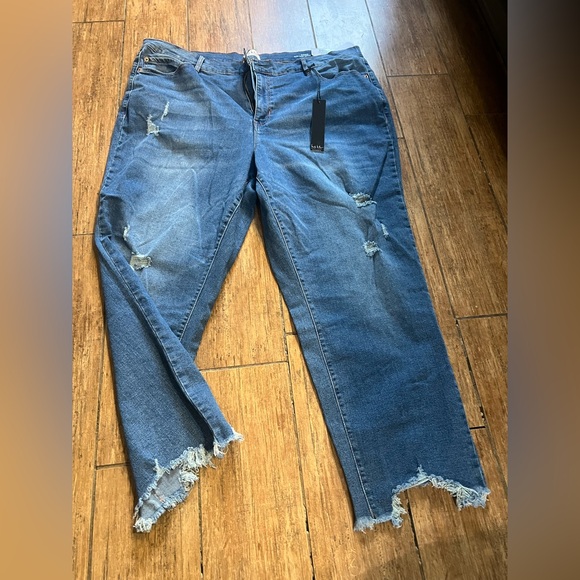 Nicole Miller Denim - Nicole Miller Blue Ankle Cropped Distressed Jeans